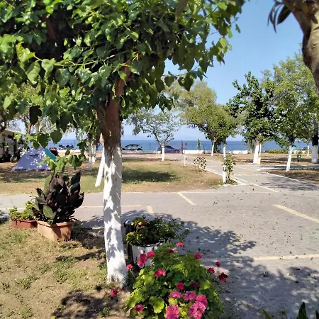 κάμπινγκ βερδελής Campsite *